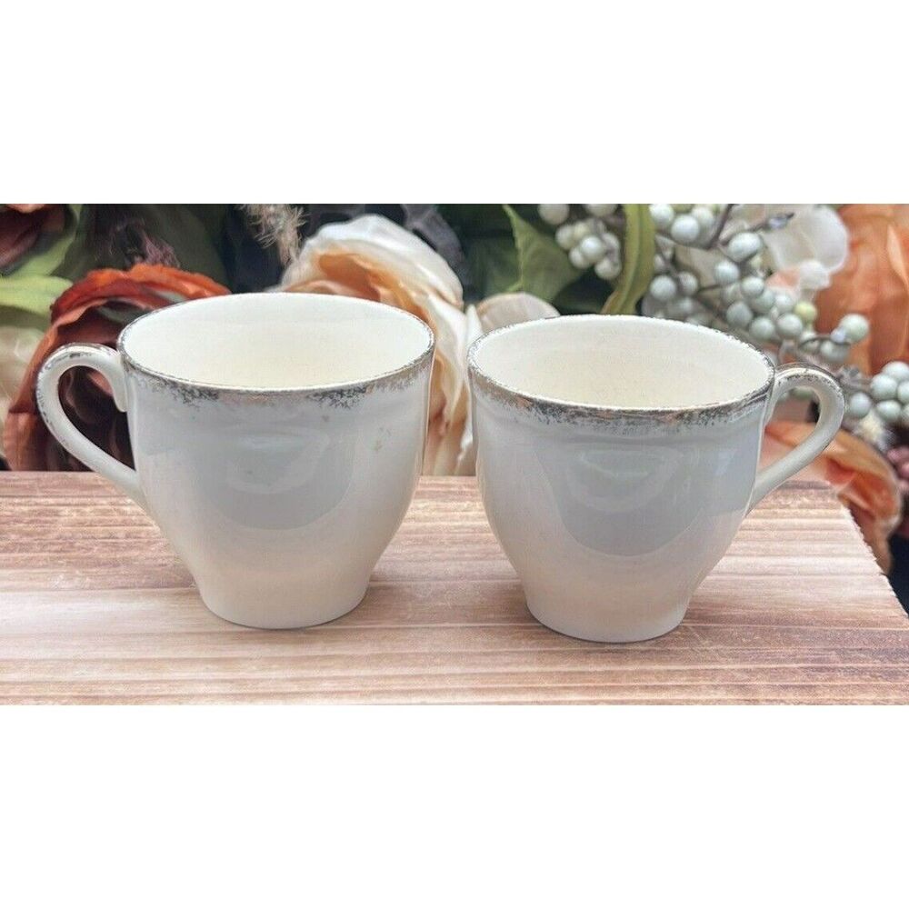 Bone China Cups – Set of 2 Vintage Cream with Gold Leaf Trim